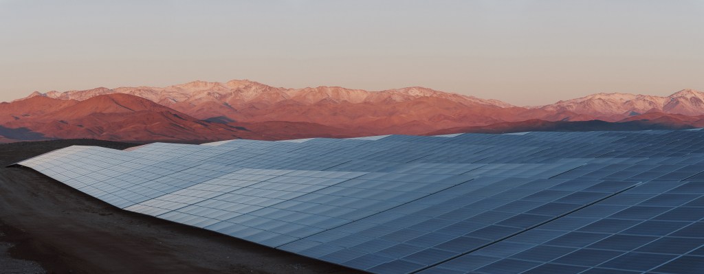 Acciona aprovecha el tirón&nbsp;«verde»